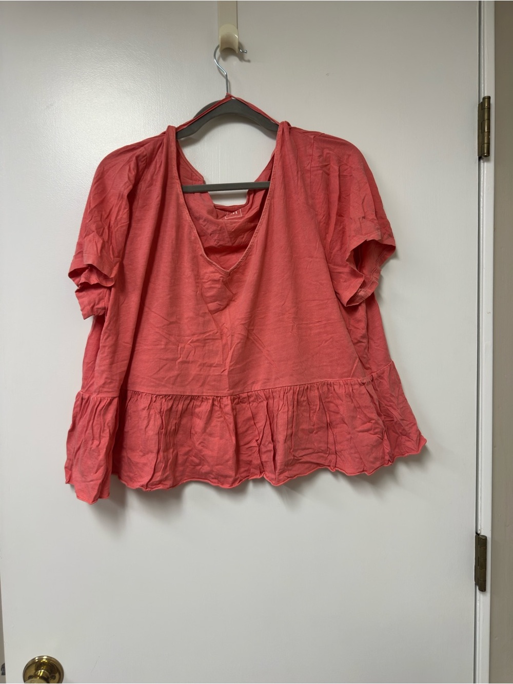 GAP Coral Tiered V-Neck Short Sleeve Top